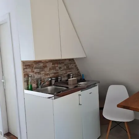 Apartmani Radakovic 维尔蒂尼克 外观 照片